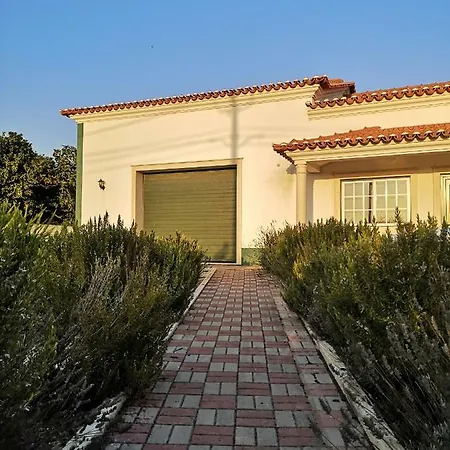 Casa Do Avo De Holiday home Obidos